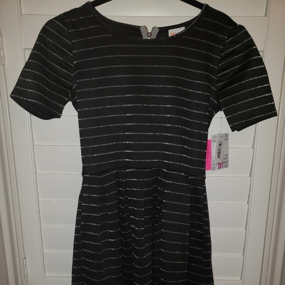 Lularoe Elegant Amelia - Picture 1 of 1
